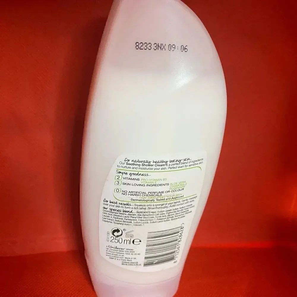 💥Simple Soothing Shower Cream with Aloe Vera